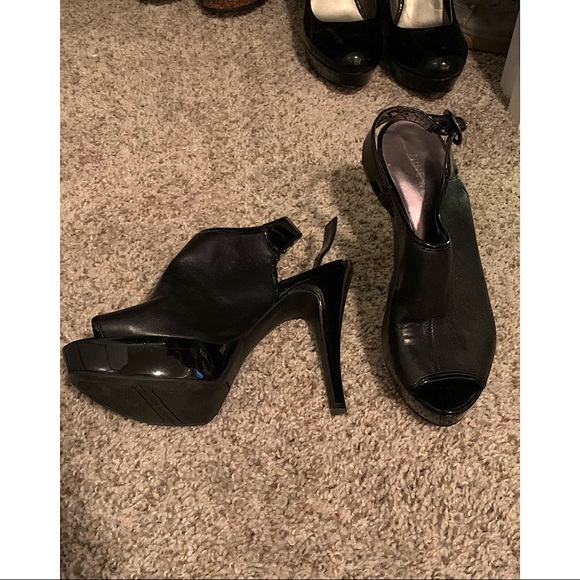 Heels! - Picture 1 of 1